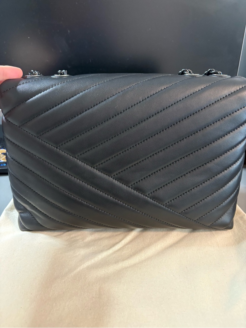 Tory Burch Kira Chevron Powder Coated  Convertible Shoulder Bag - Picture 3 of 12
